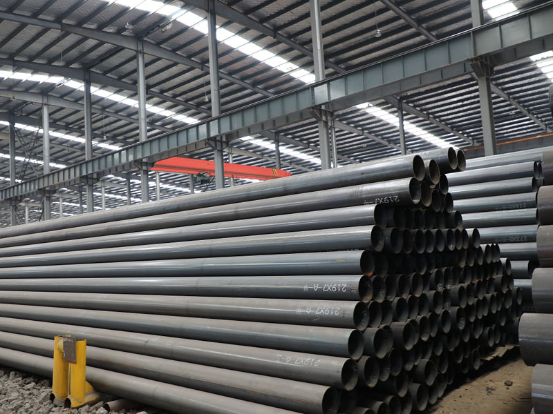 直縫焊接鋼管的焊接事項按制造方式歸類鋼管按制造方式可分為兩